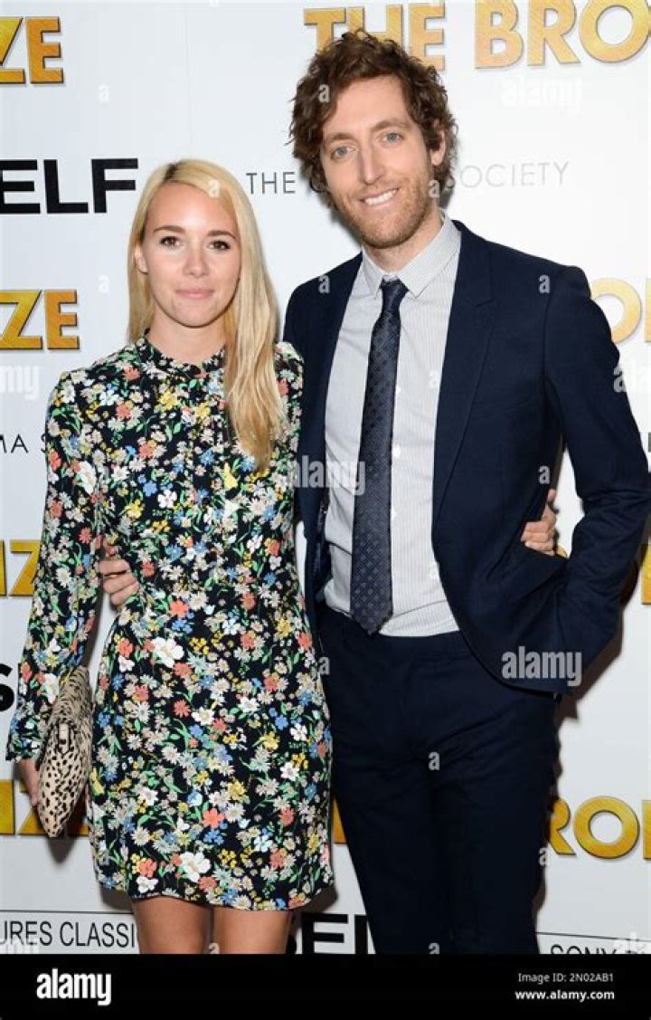 Thomas Middleditch and Mollie Gates