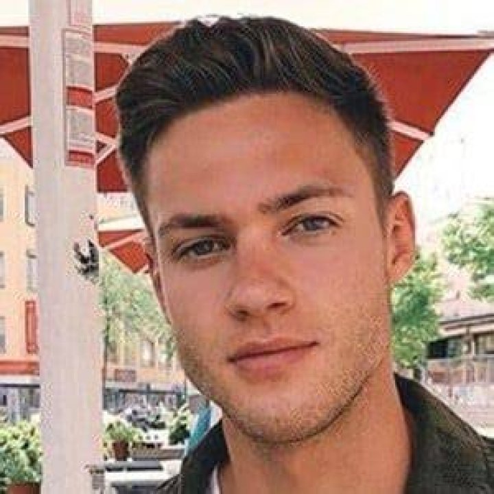 Tobias Reuter - Age, Family, Bio