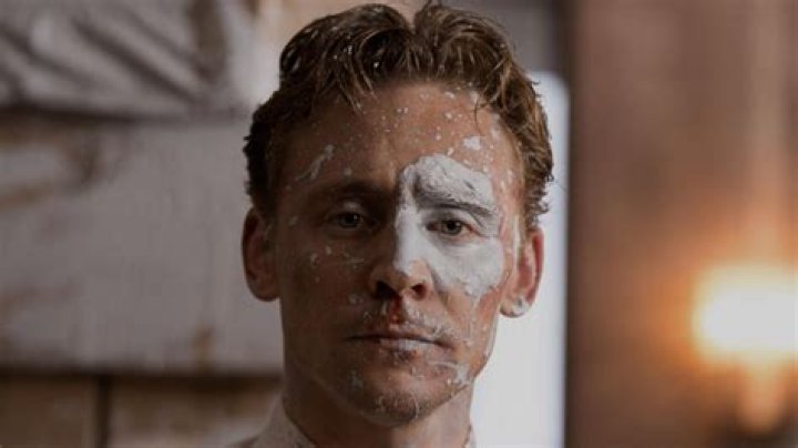 Tom Hiddleston is really trying to avoid any Brie Larson ‘romance rumors’