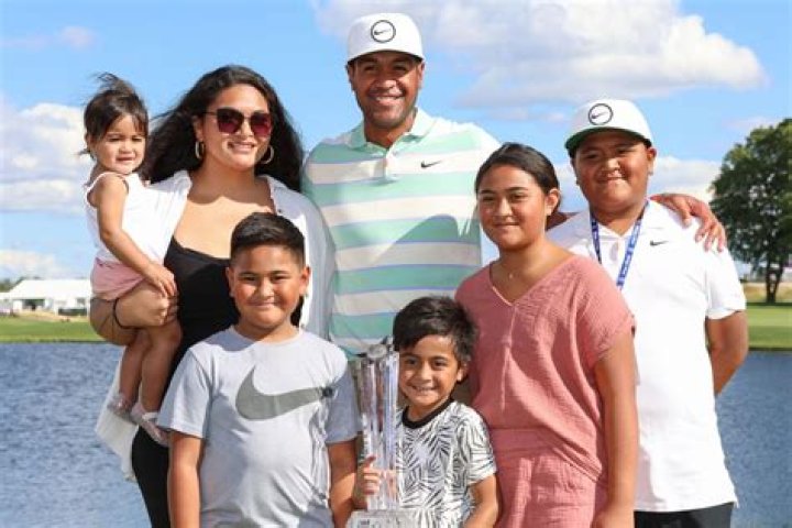 Tony Finau family: wife, parents, children, siblings