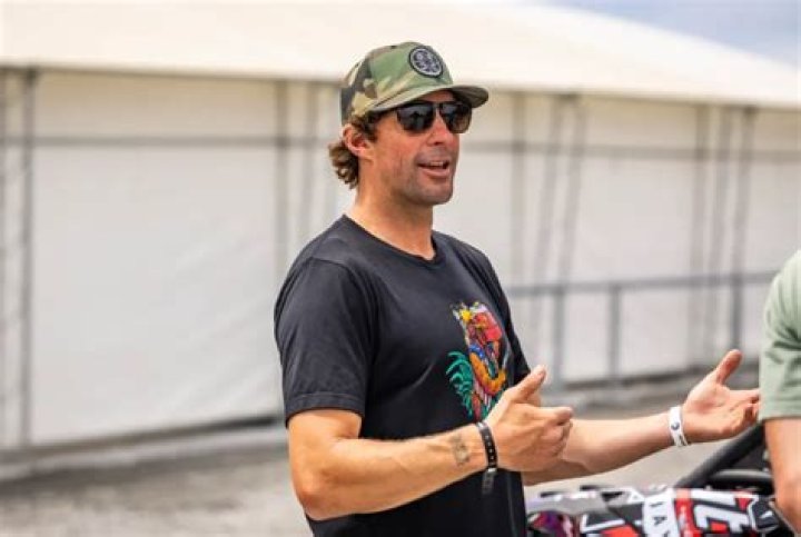 Travis Pastrana - Age, Family, Bio