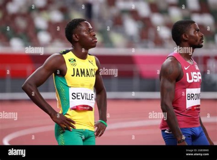 Trayvon Bromell photo 2
