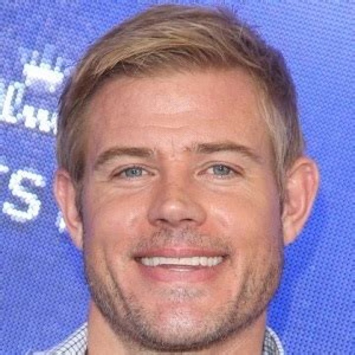 Trevor Donovan - Age, Family, Bio