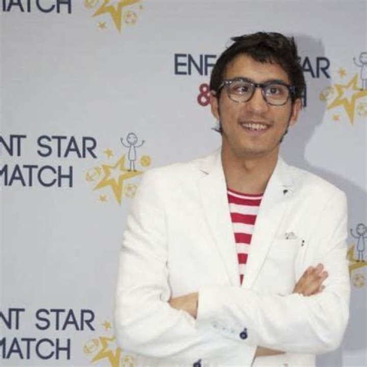 
Uai Vicennnte Height, Weight, Net Worth, Age, Birthday, Wikipedia, Who, Nationality, Biography 