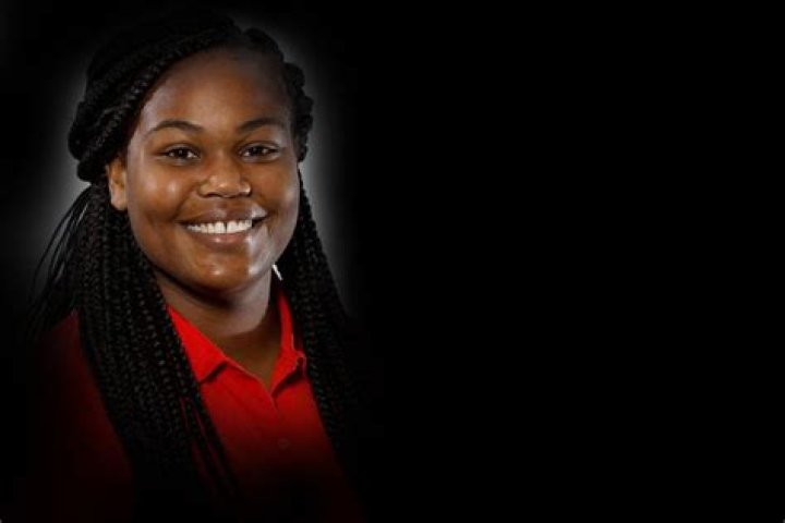 
UH Women’s Basketball Director, Kaila Chizer, passed away at 26 