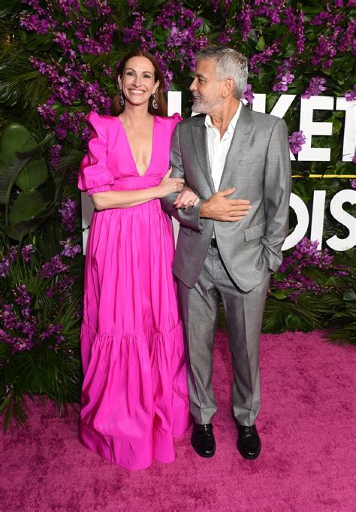 
Were George Clooney And Julia Roberts Married | Relationships And Dating History 
