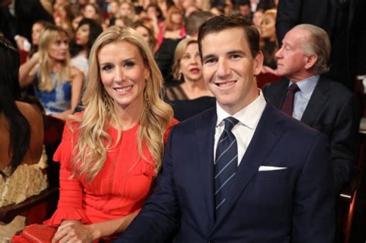 
What Is Eli Manning’s Net Worth and Who Are His Wife & Kids? 