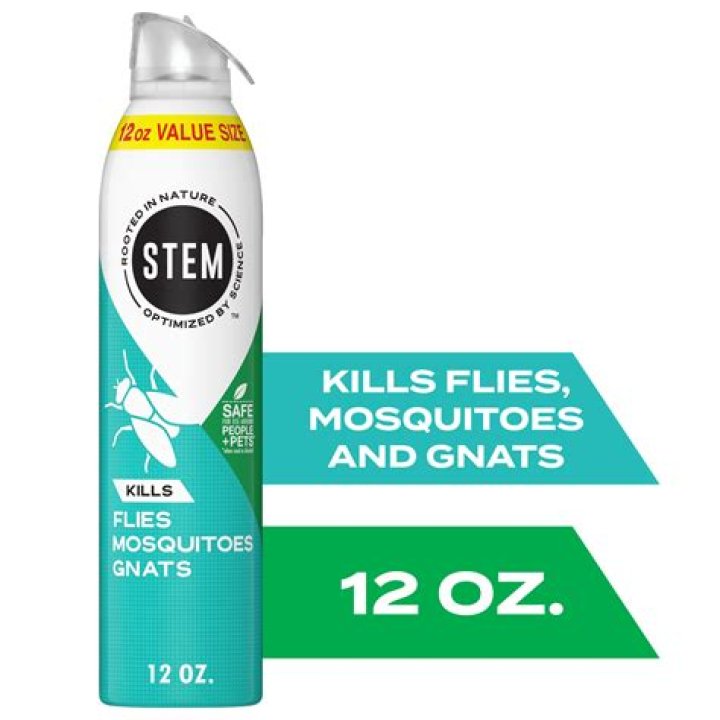 What kills flies fly spray?