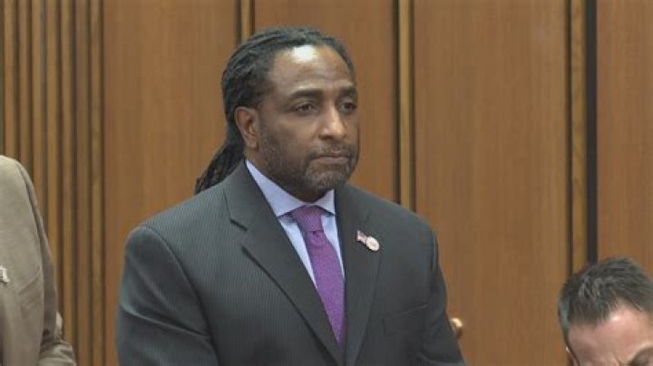 
Who Is Andrew Walls Of Akron Group Ohio? Man Arrested For Assault On Woman And His Racist Remarks 