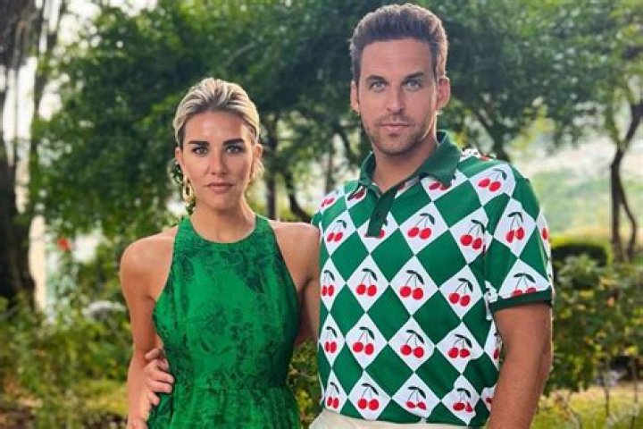 
Who is Charissa Thompson married to? Boyfriend, Salary, Kids 