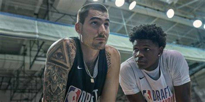 
Who Is Juancho Hernangomez Daughter? Basketball Player In Bo Cruz’s Hustle Netflix 