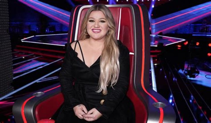 
Why Is Kelly Clarkson Leaving The Voice In 2022? Singer Wants Quality Time With Kids 