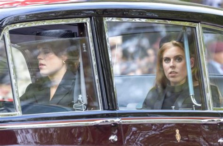 Why is the Mail suddenly worried about Princess Beatrice & Duchess Meghan?