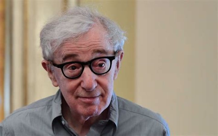 Woody Allen Bio (Wiki) 