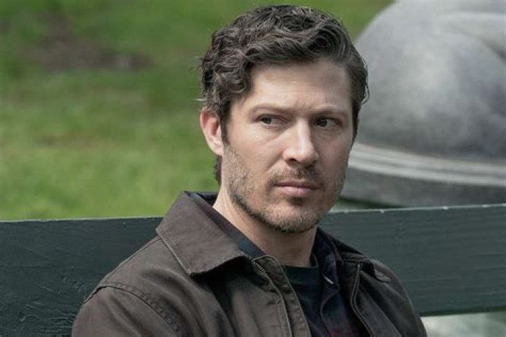 Zach Gilford Bio (Wiki) 