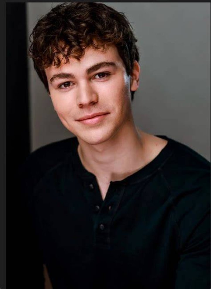Zackary Arthur - Age, Family, Bio